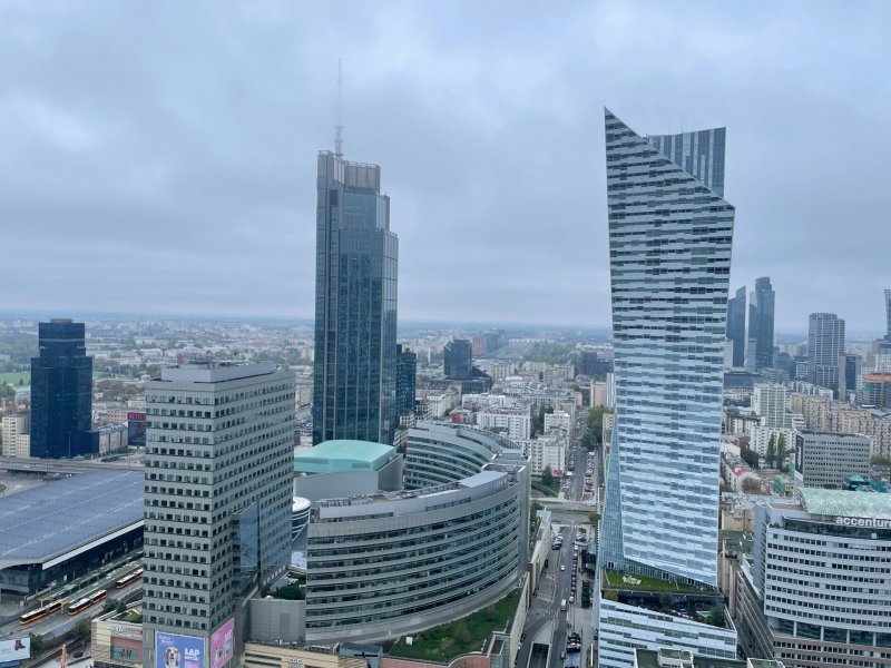 Widok na wieżowiec Varso Tower, Zlote Tarasy, Zlota 44